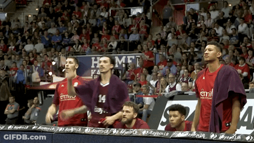 FC Bayern Basketball Motivation Standing Ovation GIF