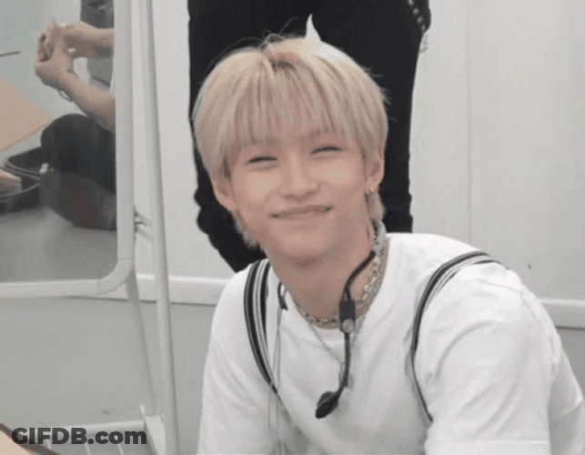 Felix Stray Kids Eating Sandwich GIF