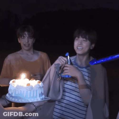 Feliz Cumpleaños Aesthetic GIF