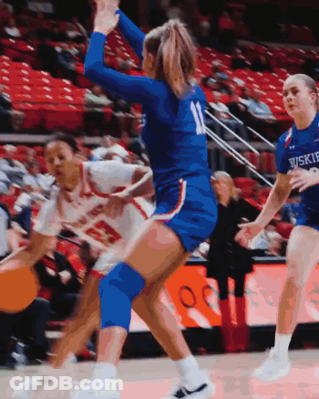 Female Basketball Player In Blue Jersey Number 11 GIF