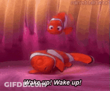 Finding Nemo Clown Fish Says Wake Up GIF