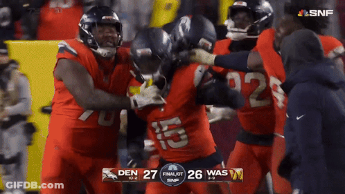 Football Game Between Den And Was On SNF GIF