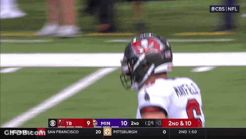 Football Game San Francisco Vs Pittsburgh On CBS GIF