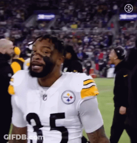 Football Player Beard Number 25 Jersey GIF