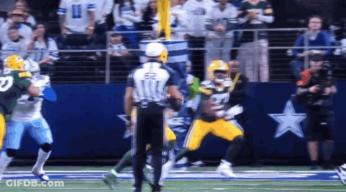 Football Player In Green Jersey Number 10 GIF