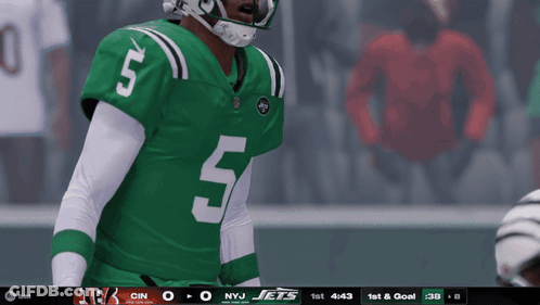 Football Player In Green Jersey Number 5 GIF