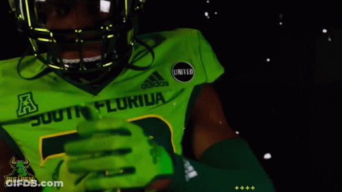 Football Player In Green United Jersey GIF