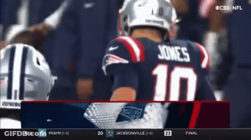 Football Player In Jersey Number 10 GIF