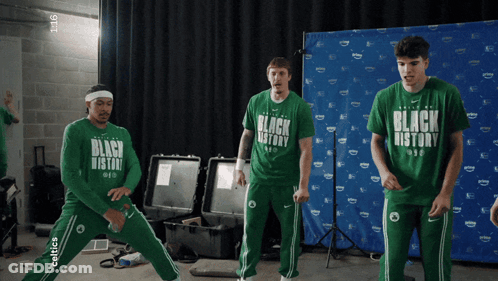 Football Player In Jersey Number 33 GIF