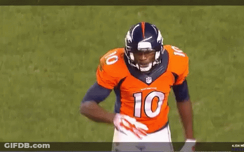 Football Player In Number 10 Jersey GIF