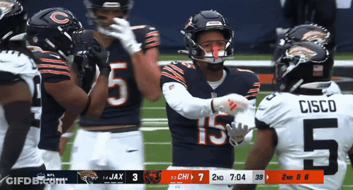 Football Player In Number 15 Jersey GIF