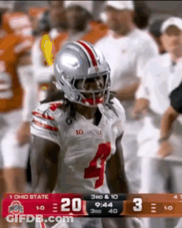 Football Player In Number 4 Jersey GIF