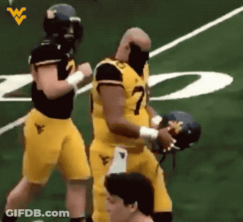 Football Player In Number 7 Jersey GIF