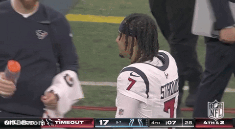 Football Player In Number 7 Jersey GIF