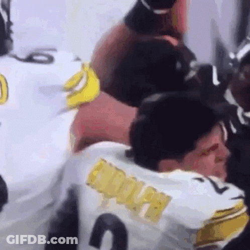 Football Player In Number 85 Jersey GIF