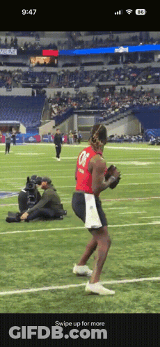 Football Player In Red Jersey Number 08 GIF
