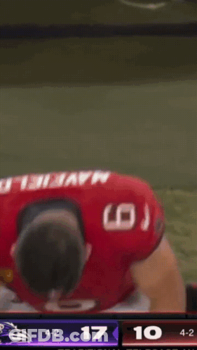 Football Player In Red Jersey Number 6 GIF