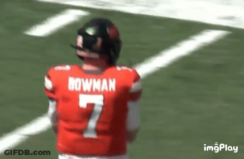 Football Player In Red Jersey Number 7 GIF