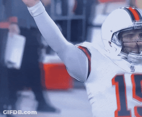 Football Player In White Jersey Number 19 GIF