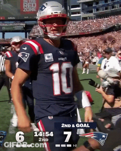 Football Player Number 10 On Field GIF