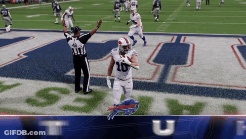Football Player Number 10 Running GIF