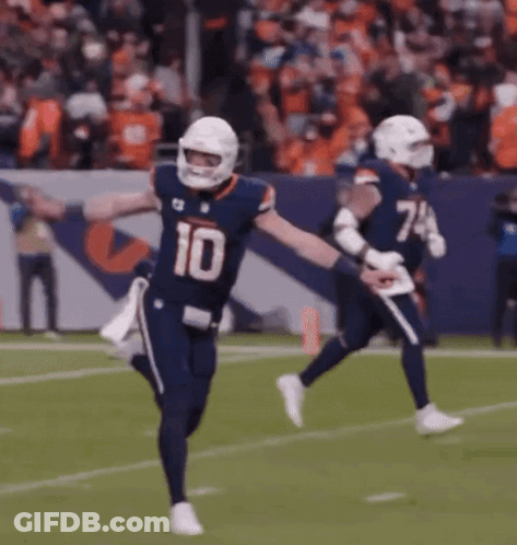 Football Player Number 10 Running GIF