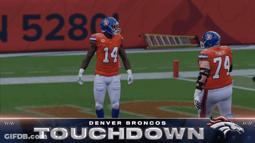 Football Player Number 10 Running With Ball GIF