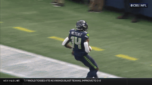 Football Player Number 14 GIF