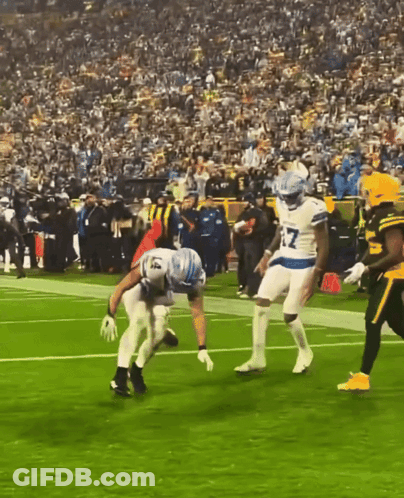 Football Player Number 17 Running On Field GIF