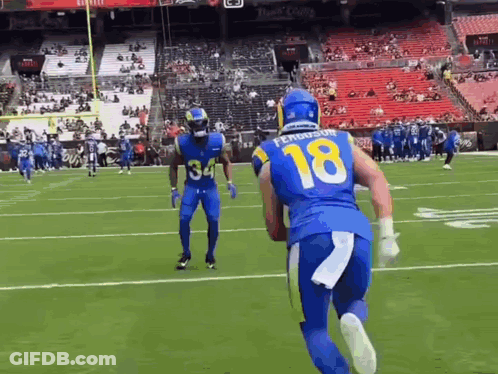 Football Player Number 18 Running With Ball GIF