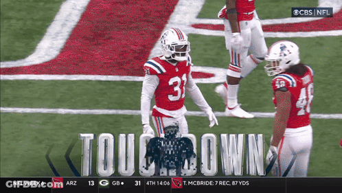 Football Player Number 28 On Field GIF