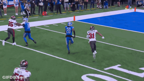 Football Player Number 31 Running On Field GIF