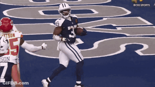 Football Player Number 33 Running With Ball GIF