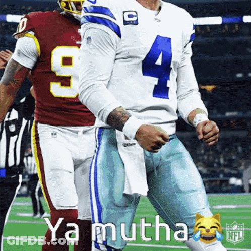 Football Player Number 4 On Field GIF