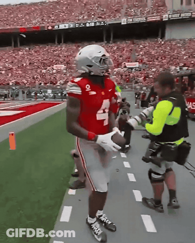 Football Player Number 4 On Field GIF