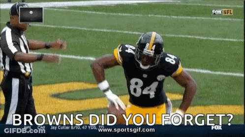 Football Player Number 84 Running With Ball GIF