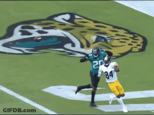 Football Player Number 84 Trying To Catch Ball GIF