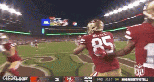 Football Player Number 85 Running On Field GIF