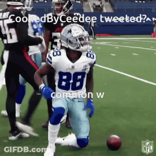 Football Player Number 88 Running With Ball GIF