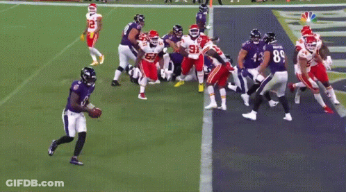 Football Player Number 89 Running With Ball GIF