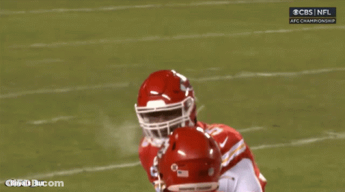 Football Player Saunders Jersey GIF