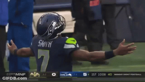 Football Player Wearing Jersey Number 7 GIF