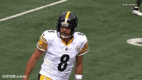 Football Player Wearing Number 8 Jersey Running GIF