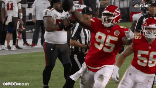 Football Player With 95 Jersey GIF