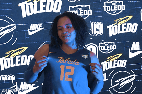 Football Player With Letter S On Shirt GIF