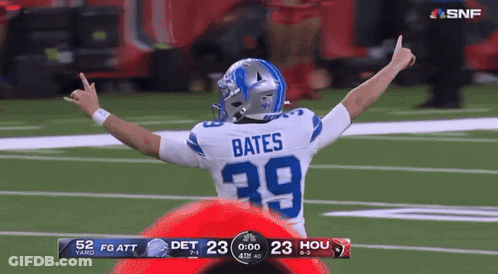 Football Player With Number 39 On Jersey GIF