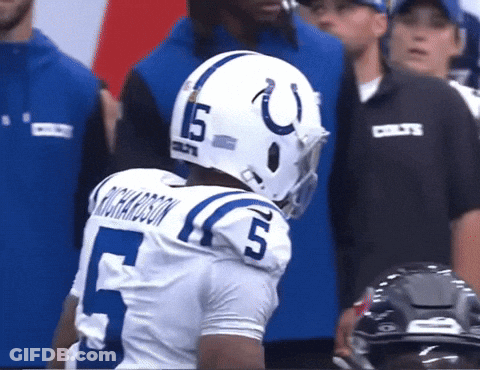Football Player With White Helmet Number 15 GIF
