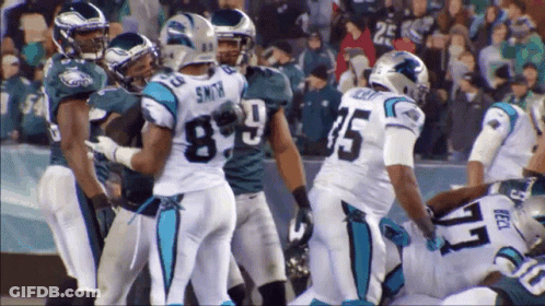Football Players With Number 8 Jersey GIF