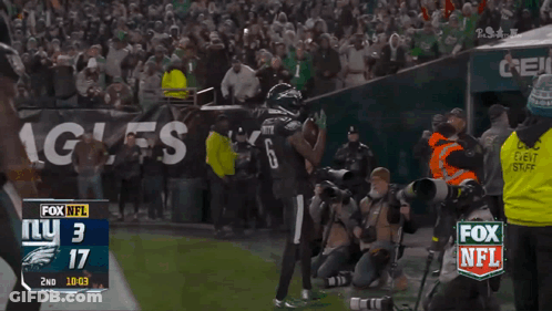 Fox NFL Scoreboard Eagles 3 To 17 GIF