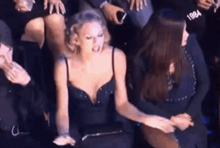 Friday Dance Taylor Swift Awards GIF